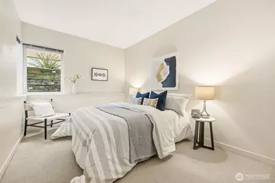 3671 Dayton Avenue N #2, Seattle, WA 98103 - Photo 17