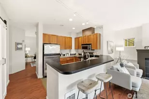 3671 Dayton Ave N, Seattle, WA 98103 - Photo 9