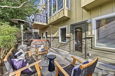 3671 Dayton Avenue N #2, Seattle, WA 98103 - Photo 21