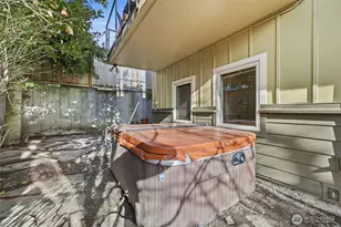 3671 Dayton Ave N, Seattle, WA 98103 - Photo 23