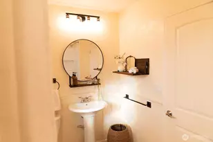 325 Almira Ave, Connell, WA 99326 - Photo 11