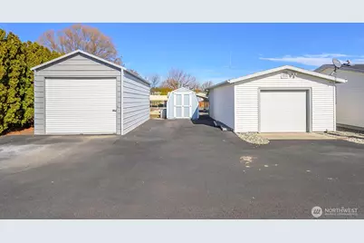 2361 Basin Street NW #203, Ephrata, WA 98823 - Photo 5