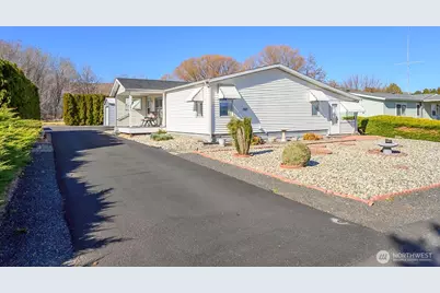 2361 Basin Street NW #203, Ephrata, WA 98823 - Photo 1