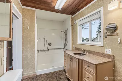 1935 Westside Highway, Kelso, WA 98626 - Photo 19