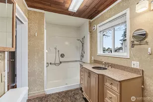 1935 Westside Hwy, Kelso, WA 98626 - Photo 19