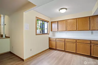 1602 NE 140th Street #N2, Seattle, WA 98125 - Photo 5