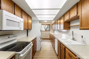 1602 NE 140th St, Seattle, WA 98125 - Photo 7