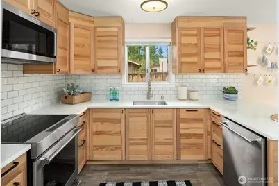 19110 NE 173rd Street, Woodinville, WA 98072 - Photo 11