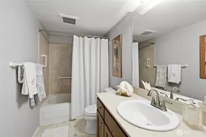 26425 Pennsylvania Avenue NE #14, Kingston, WA 98346 - Photo 17