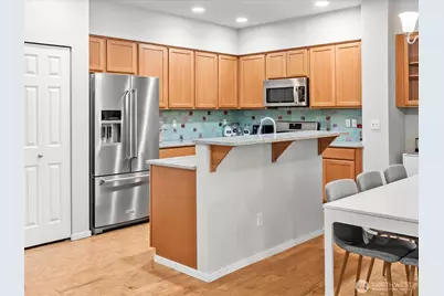 20734 76th Avenue W #D, Edmonds, WA 98026 - Photo 9