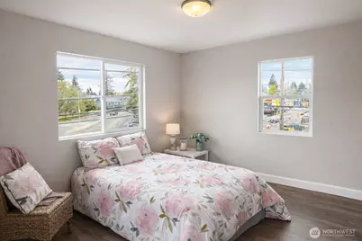 2102 S 12th Street, Tacoma, WA 98405 - Photo 11