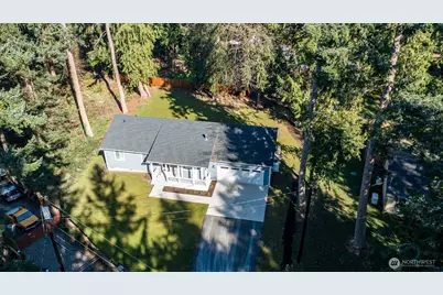 2801 Huckleberry Lane, Camano Island, WA 98282 - Photo 35