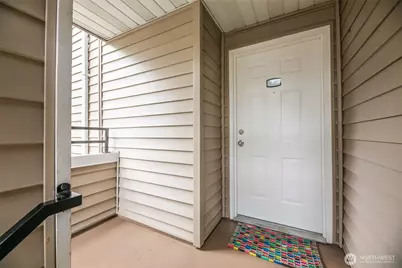 10016 NE 120th Lane #F201, Kirkland, WA 98034 - Photo 5