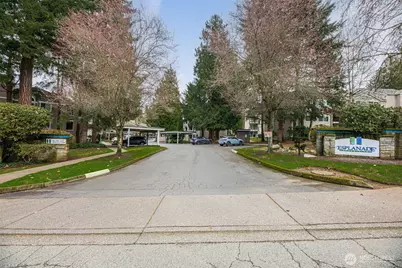 10016 NE 120th Lane #F201, Kirkland, WA 98034 - Photo 3