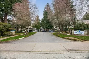 10016 NE 120th Ln, Kirkland, WA 98034 - Photo 3