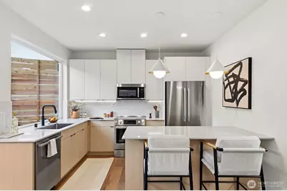 3806 42nd Avenue SW, Seattle, WA 98116 - Photo 5