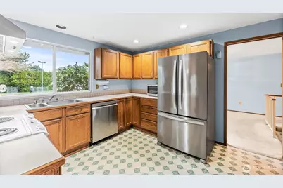 5717 60th Street Ct W, University Place, WA 98467 - Photo 3