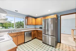 5717 60th St Ct W, University Place, WA 98467 - Photo 3