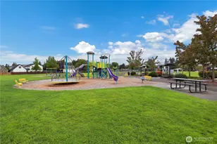 912 9th St NW, Puyallup, WA 98371 - Photo 29