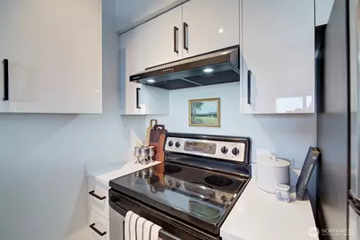 303 23rd Avenue S #506, Seattle, WA 98144 - Photo 15