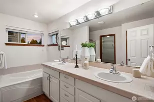 14027 SE 281st St, Kent, WA 98042 - Photo 23