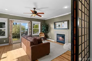 1607 Nisqually St, Steilacoom, WA 98388 - Photo 17