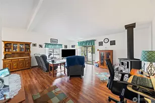 1402 22nd Street NE, Auburn, WA 98002 - Photo 9