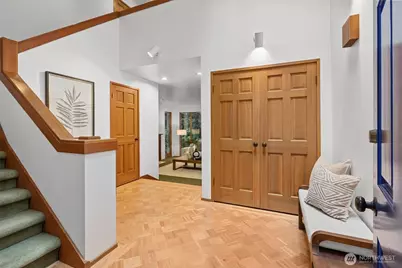 13619 NE 28th St, Bellevue, WA 98005 - Photo 19