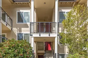 13626 NE 7th St, Bellevue, WA 98005 - Photo 3