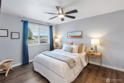 3330 Narrows View Lane NE #201, Bremerton, WA 98310 - Photo 17