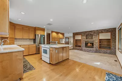 7810 175th Street SW, Edmonds, WA 98026 - Photo 9