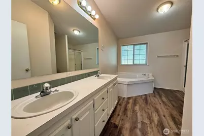 104 Maulwee Drive, Silver Creek, WA 98585 - Photo 5