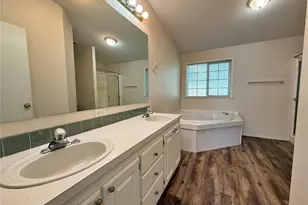 104 Maulwee Dr, Silver Creek, WA 98585 - Photo 5