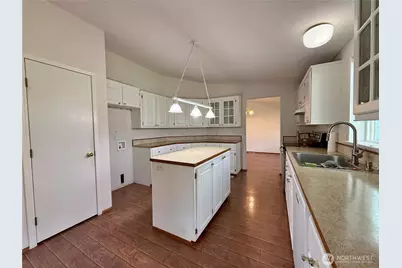 104 Maulwee Drive, Silver Creek, WA 98585 - Photo 15