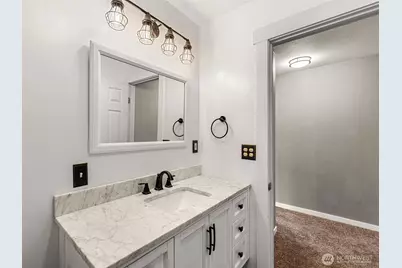 709 Schons Place, Wenatchee, WA 98801 - Photo 13