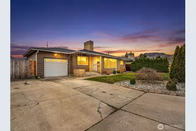 709 Schons Place, Wenatchee, WA 98801 - Photo 3