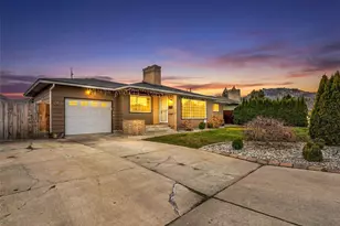 709 Schons Pl, Wenatchee, WA 98801 - Photo 3