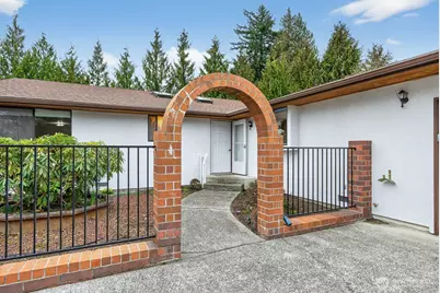 721 156th Street NE, Arlington, WA 98223 - Photo 3