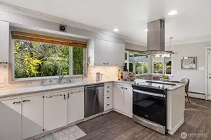 11411 Clover Crest Dr SW, Lakewood, WA 98499 - Photo 7