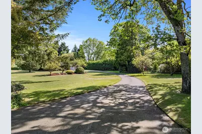 11411 Clovercrest Drive SW, Lakewood, WA 98499 - Photo 3