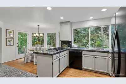 22113 NE 23rd Street, Sammamish, WA 98074 - Photo 13