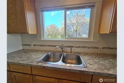 1035 W 8th Street, Port Angeles, WA 98363 - Photo 23