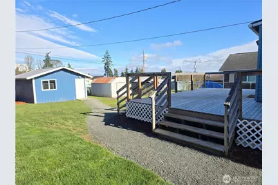 1035 W 8th Street, Port Angeles, WA 98363 - Photo 9