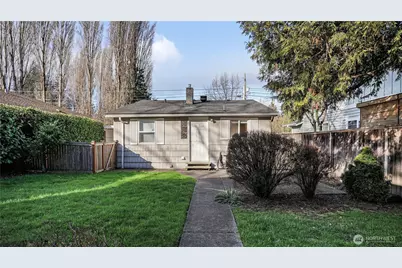 316 32nd Avenue E, Seattle, WA 98112 - Photo 1