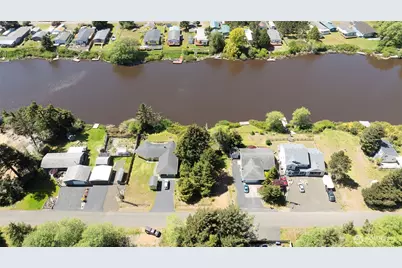 743 Copalis Avenue NE, Ocean Shores, WA 98569 - Photo 17