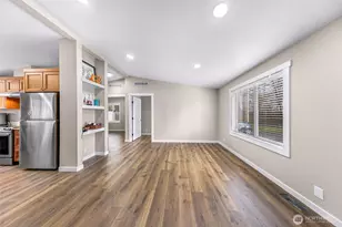 3027 Bayview Dr, Bellingham, WA 98226 - Photo 7