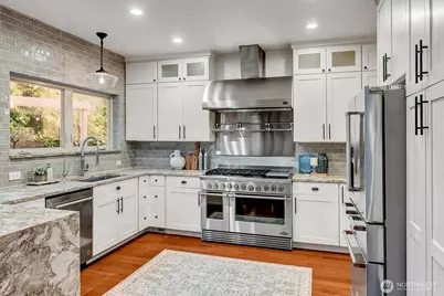 3018 Ilwaco Avenue NE, Renton, WA 98059 - Photo 15