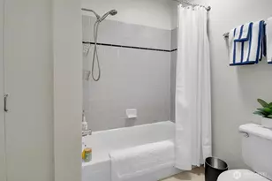 2414 1st Ave, Seattle, WA 98121 - Photo 23