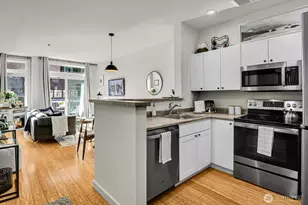 2414 1st Ave, Seattle, WA 98121 - Photo 9