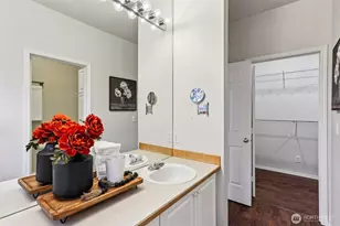 441 S 51st Ct, Renton, WA 98055 - Photo 29